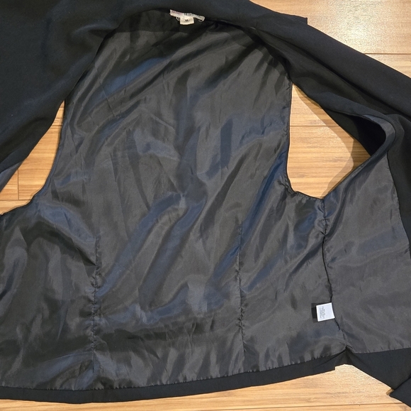 Zenana Black Sleeveless Draped Vest - Picture 4 of 6